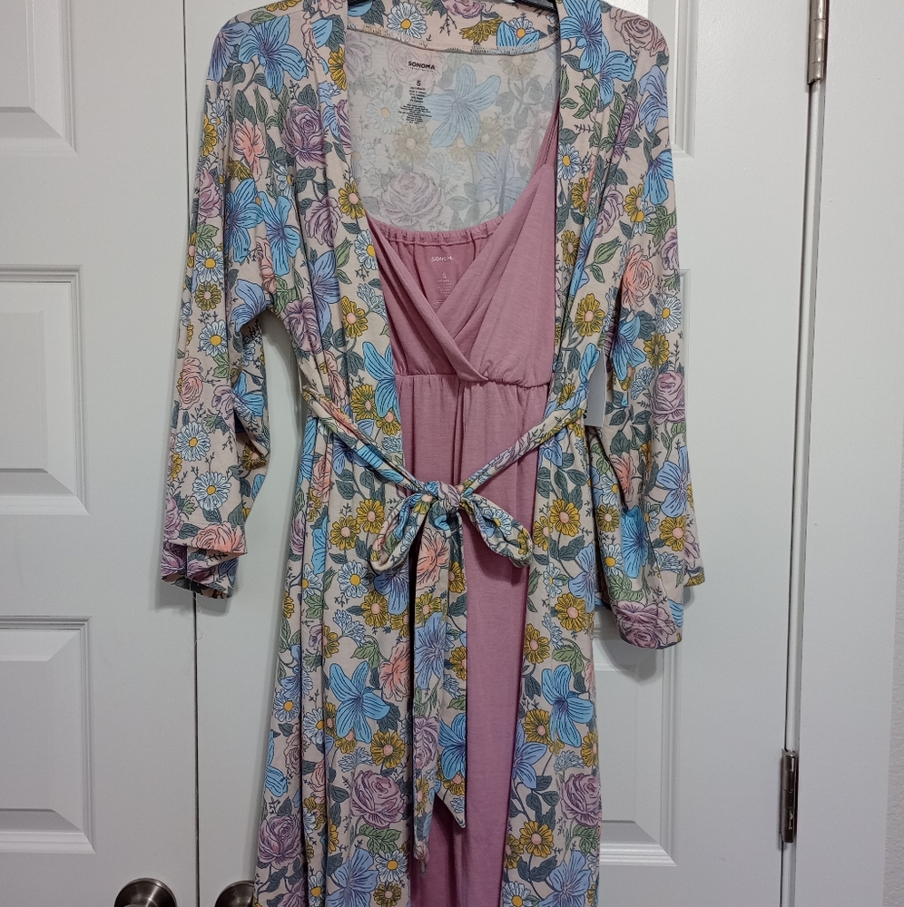 *NWT*  Sonoma Maternity Robe and Gown Floral / Pink Size S